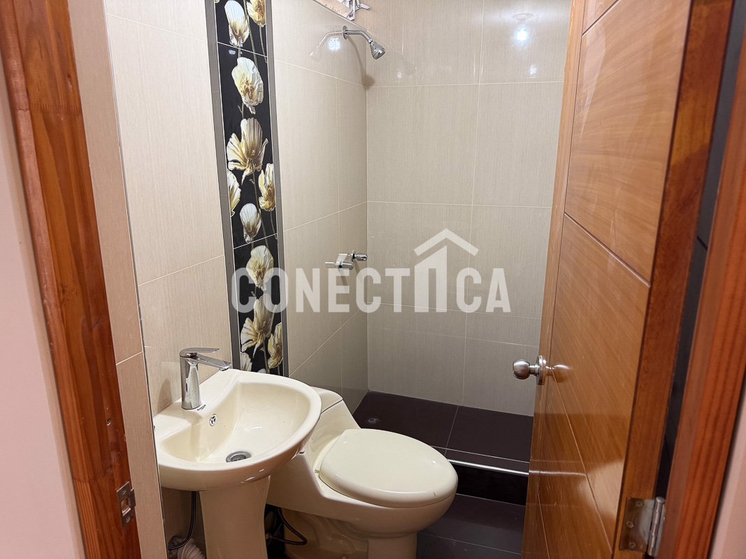 🚨 ¡CASA DE ESTRENO DE 3 NIVELES EN EL COUNTRY CLUB! 🏡✨ - Imagen 31